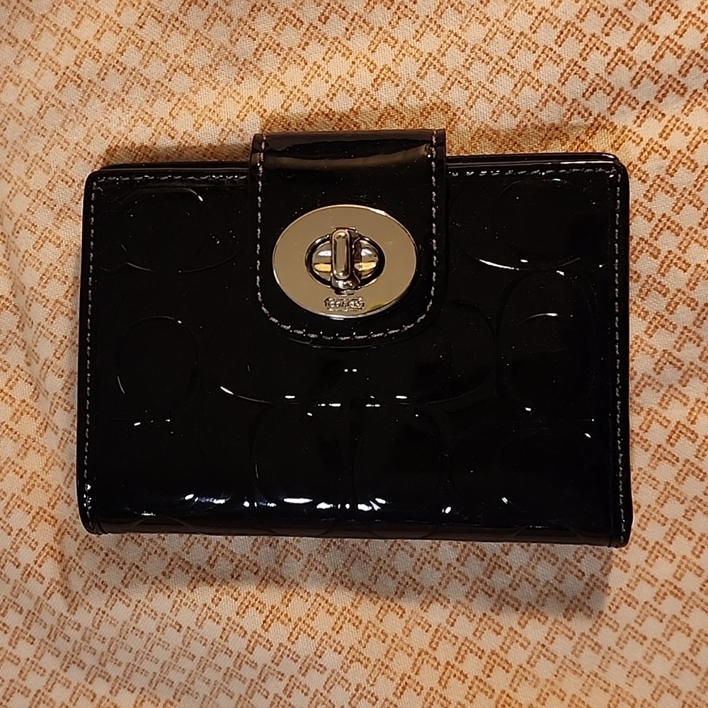 EUC Coach Black Patent Leather small shiny wallet